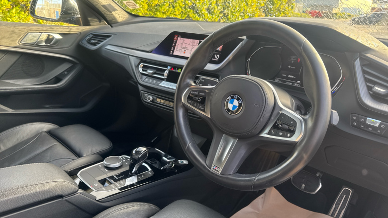 BMW 1 Series 118i M Sport 5dr Step Auto Petrol Hatchback